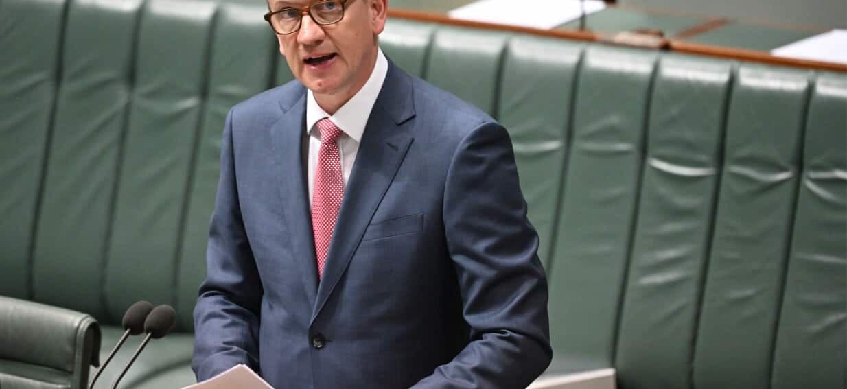 'Sells false hope': MP scolds migration lawyers over humanitarian cases