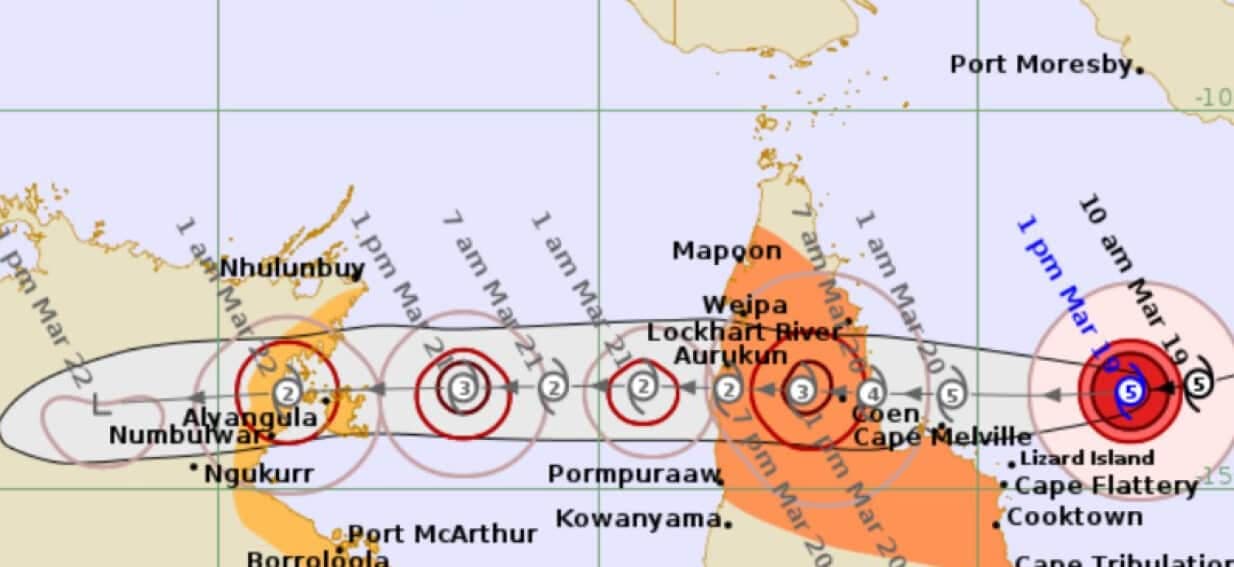 'I couldn't sleep last night': Locals brace as Cyclone Narelle barrels towards Australia