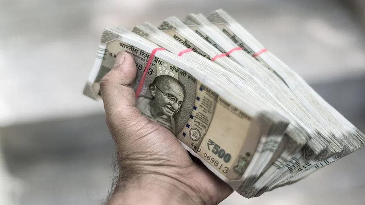 PPF: నెలకు రూ.12,500 పెట్టుబడితో చేతికి రూ. 66 లక్షలు.. ఎలాగో తెలుసుకోండి!